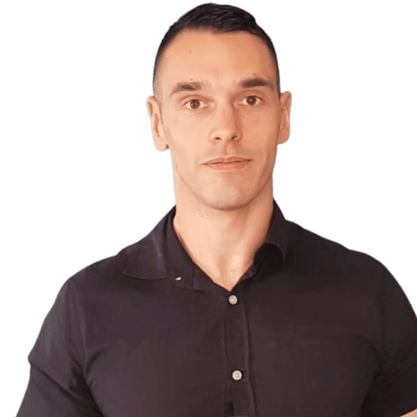 Fabien Arel, fondateur de FJ Fire, ancien pompier de Paris